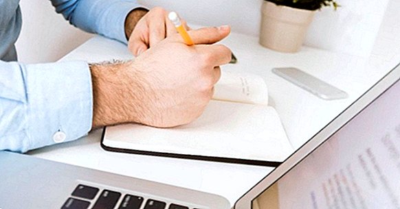 Comment écrire un email pour demander un travail: 7 clés