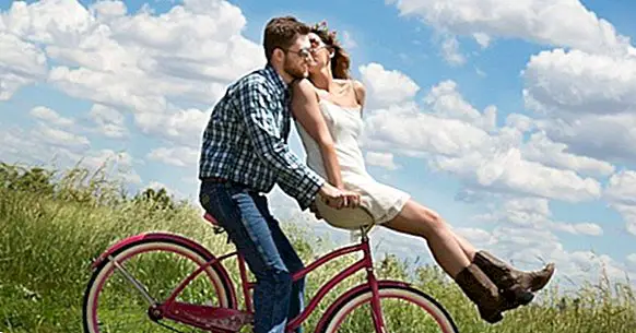 Terapi perkahwinan: ketegasan untuk hidup bahagia dalam pasangan