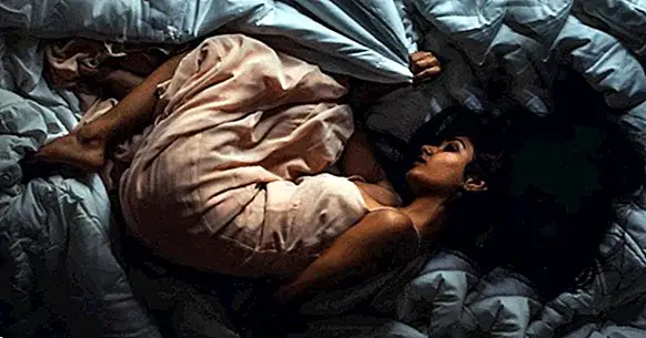 Poruchy správania spánku REM: príznaky a liečba