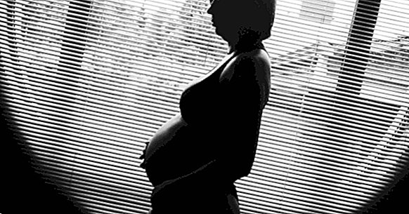 Postpartum depression: årsager, symptomer og behandling