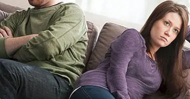 7 видів тонкої вербальної агресії у відносинах - пара