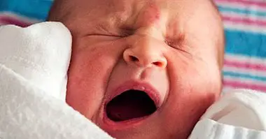 12 primitivnih refleksov dojenčkov - izobraževalna in razvojna psihologija