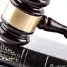 miscellany: De 5 forskjellene mellom lov og dekret og hvordan de regulerer samfunnet