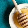 výživy: Včelí med: 10 přínosů a vlastností tohoto jídla