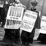 sociální psychologie a osobní vztahy: Suffragettes: feministické hrdinky prvních demokracií